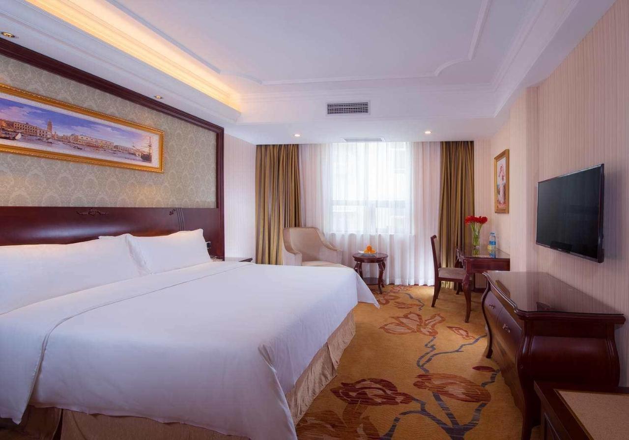 Vienna Hotel Guangzhou Shiling Exterior photo