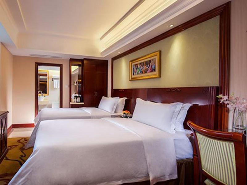 Vienna Hotel Guangzhou Shiling Exterior photo